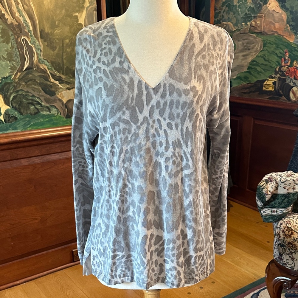 INC International Concepts Gray Animal Print V-Neck Sweater